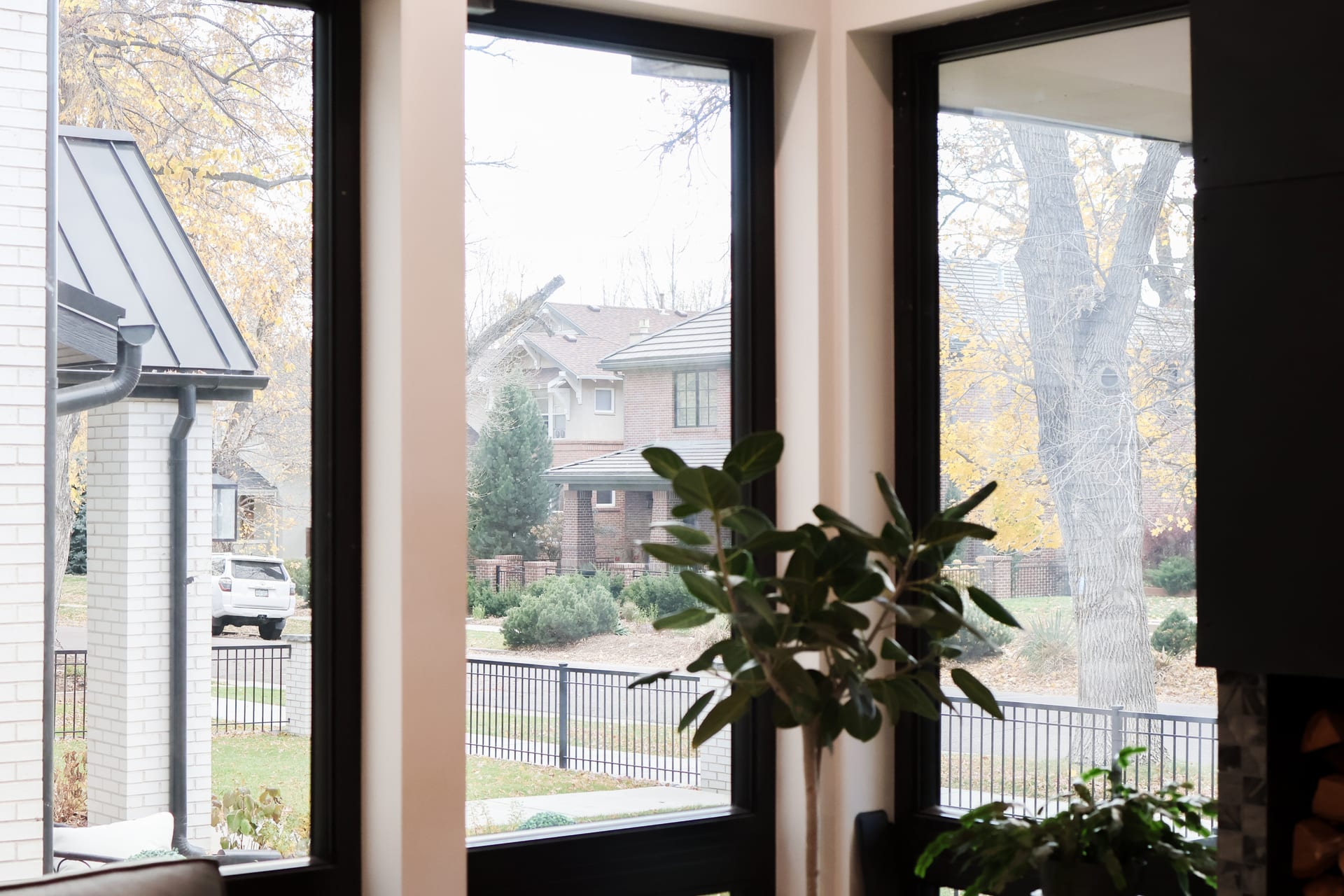 East Washington Park - Interior Detail